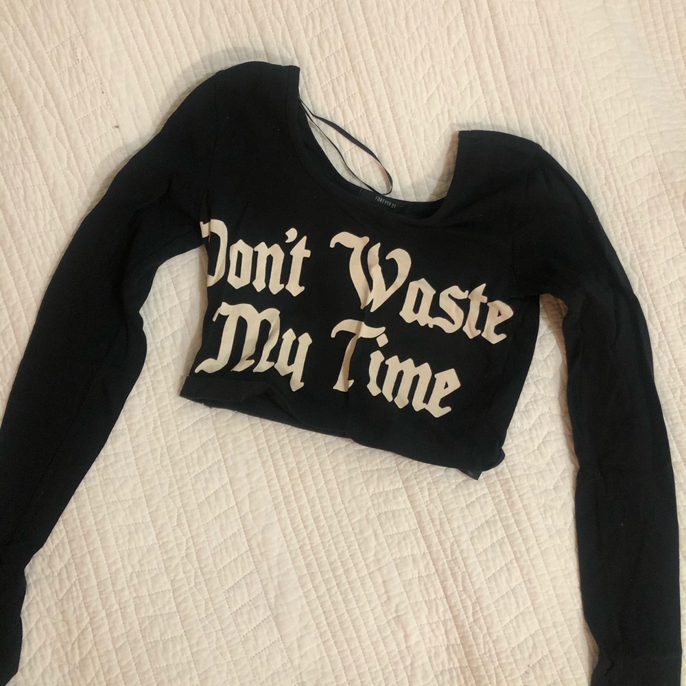 Forever 21 long sleeve crop top🤍